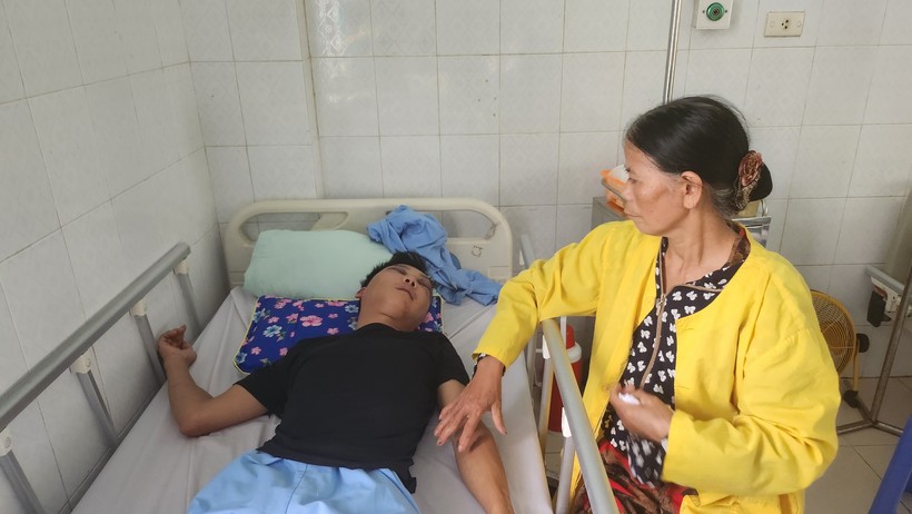 vu nguoi dan ong bi danh bat tinh tren quoc lo o thanh hoa nguoi me tiet lo thong tin bat ngo