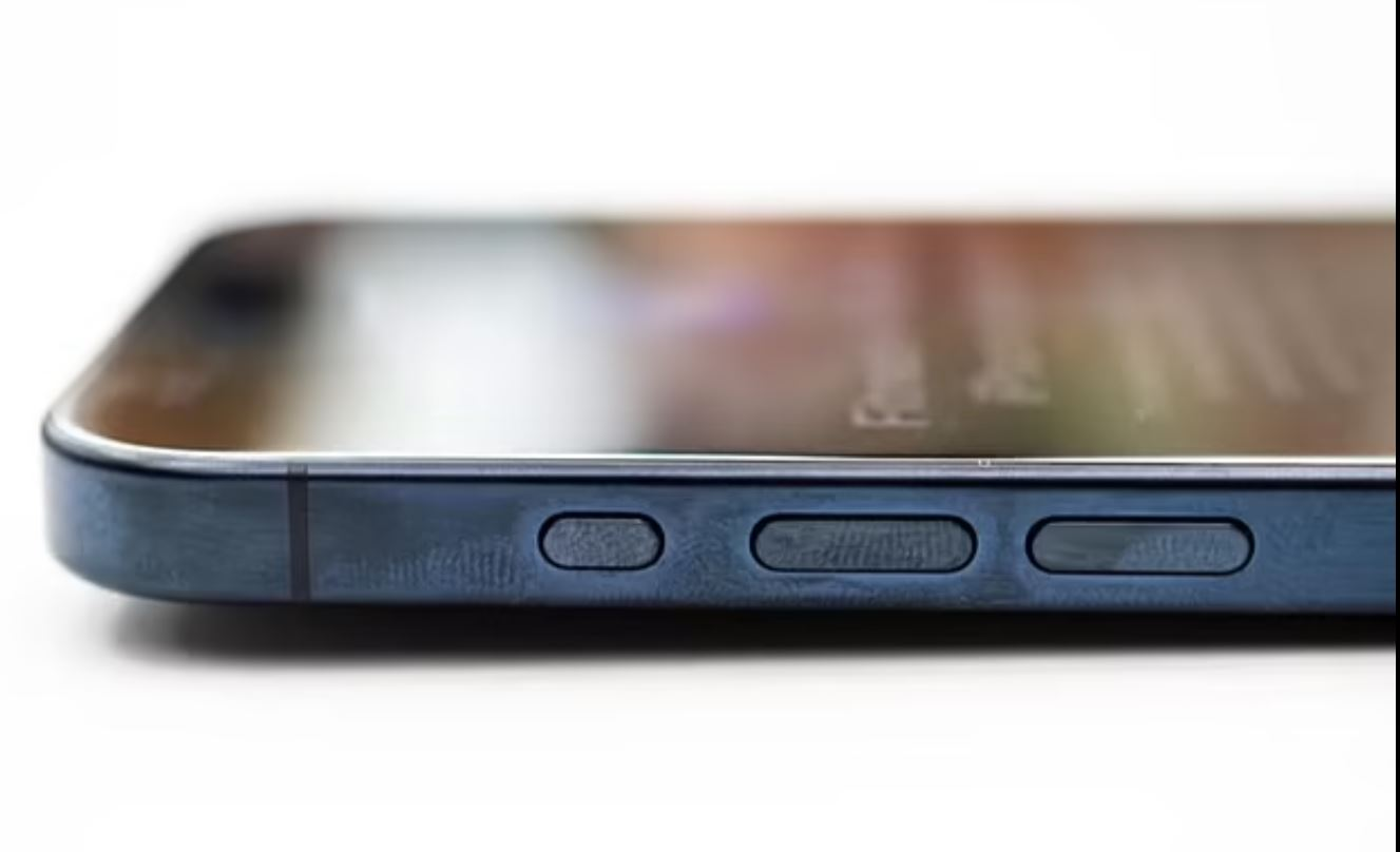 tin tuc cong nghe moi nong nhat hom nay 27 9 2023 iphone 15 pro bi doi mau neu khong dung op bao ve 9 tin tuc cong nghe moi nong nhat hom nay 27 9 2023 iphone 15 pro bi doi mau neu khong dung op bao ve 9