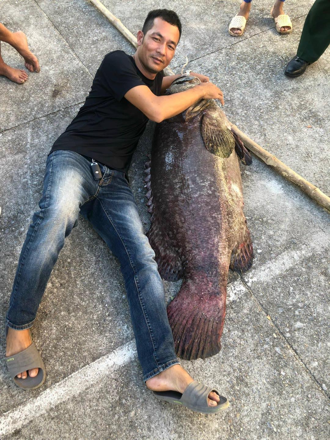 tin thoi su nong moi nhat ngay 14 10 2023 ngu dan bat duoc ca song hoang de khung o quang ninh 3 tin thoi su nong moi nhat ngay 14 10 2023 ngu dan bat duoc ca song hoang de khung o quang ninh 3
