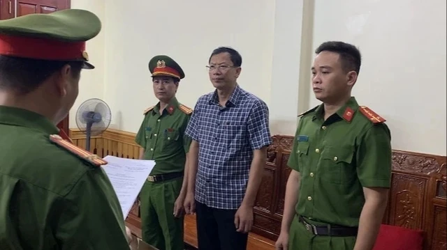 tin thoi su nong moi nhat ngay 22 10 2023 nguoi phu nu ta hoa phat hien thi the dan ong noi tren ho xuan huong 1 tin thoi su nong moi nhat ngay 22 10 2023 nguoi phu nu ta hoa phat hien thi the dan ong noi tren ho xuan huong 1