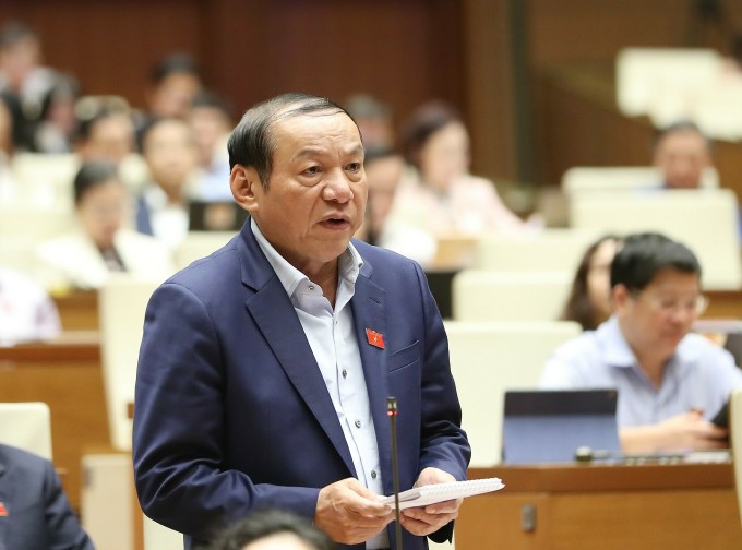 dai bieu tiep tuc tranh luan voi bo truong van hoa ve phim dat rung phuong nam dai bieu tiep tuc tranh luan voi bo truong van hoa ve phim dat rung phuong nam