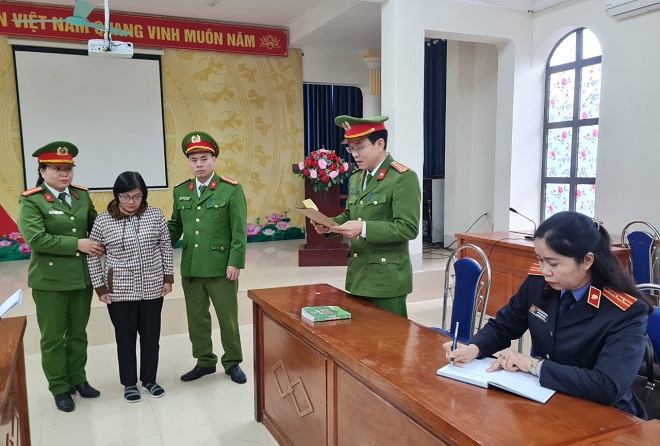 An ninh - Hình sự - Bắt nguyên Trưởng phòng Kế hoạch- Tài chính Sở GD&ĐT Hà Giang