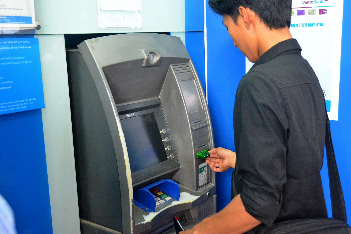 thu tuong yeu cau dam bao nhu cau rut tien mat qua atm cua nguoi dan trong dip tet 0 thu tuong yeu cau dam bao nhu cau rut tien mat qua atm cua nguoi dan trong dip tet 0