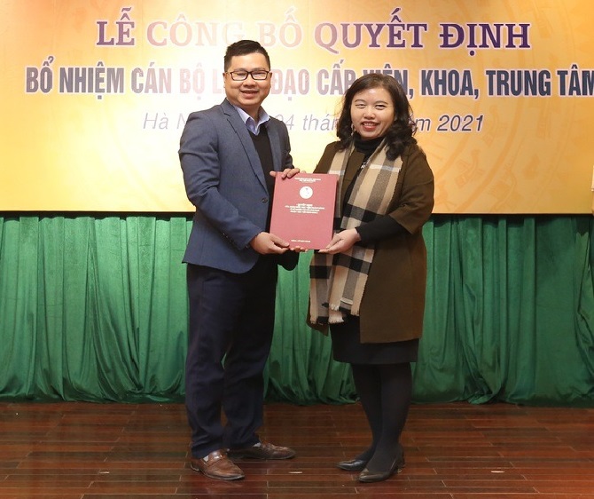 giang vien tre nhat hoc vien nga p giang vien tre nhat hoc vien nga p
