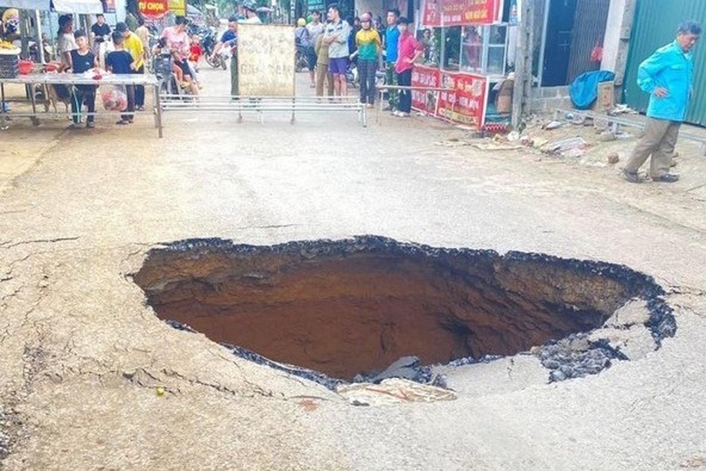 tin thoi su nong moi nhat ngay 22 1 2024 khuyen cao du khach can trong khi leo nui co tien o nha trang 2 tin thoi su nong moi nhat ngay 22 1 2024 khuyen cao du khach can trong khi leo nui co tien o nha trang 2