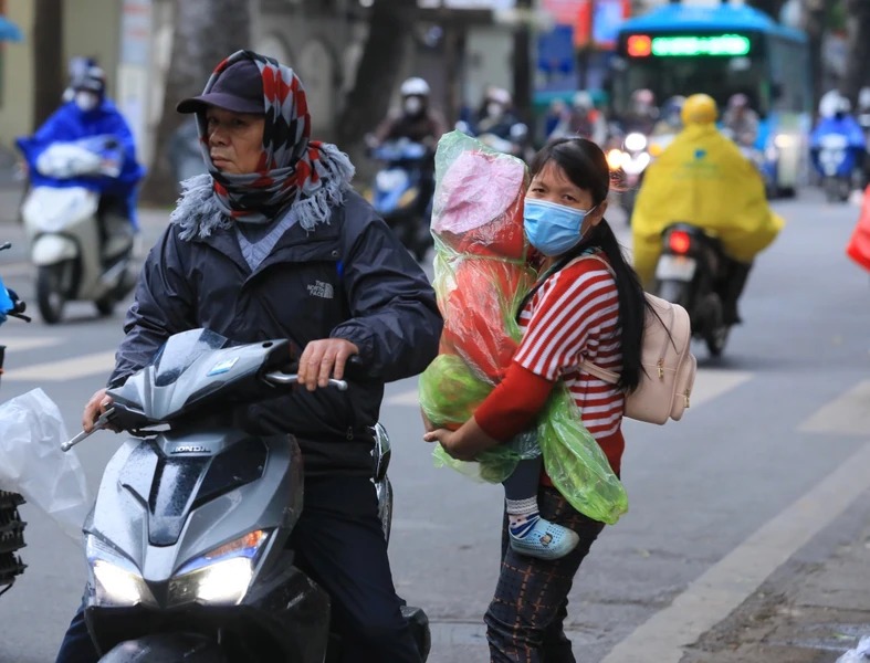 troi ret duoi 10 do c nhieu hoc sinh tieu hoc o ha noi van den truong 6