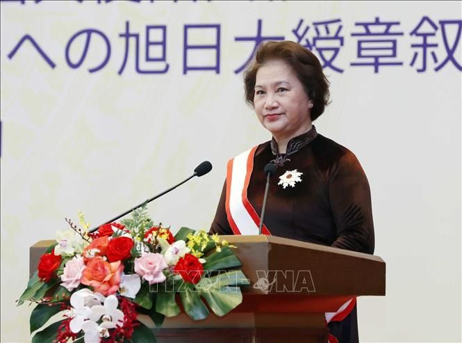le trao huan chuong cua chinh phu nhat ban tang nguyen chu tich quoc hoi nguyen thi kim ngan 3