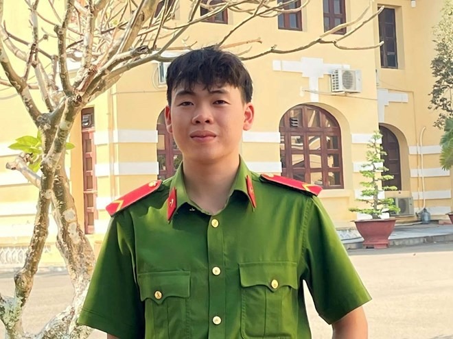tin thoi su nong moi nhat ngay 5 2 2024 chien si nghia vu cong an lao xuong song cuu nguoi duoi nuoc 1 tin thoi su nong moi nhat ngay 5 2 2024 chien si nghia vu cong an lao xuong song cuu nguoi duoi nuoc 1