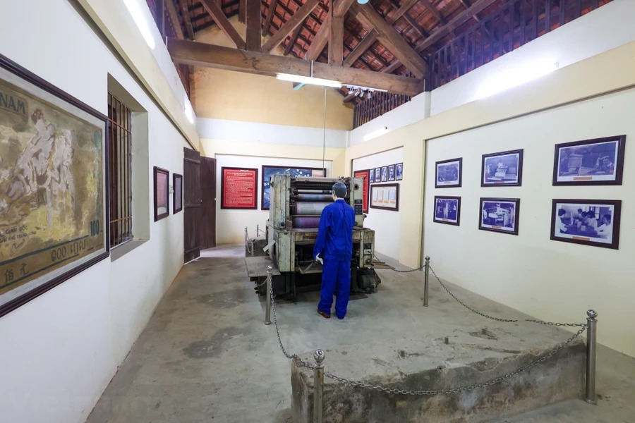 ben trong nha may in tien dau tien cua viet nam co gi dac biet 3