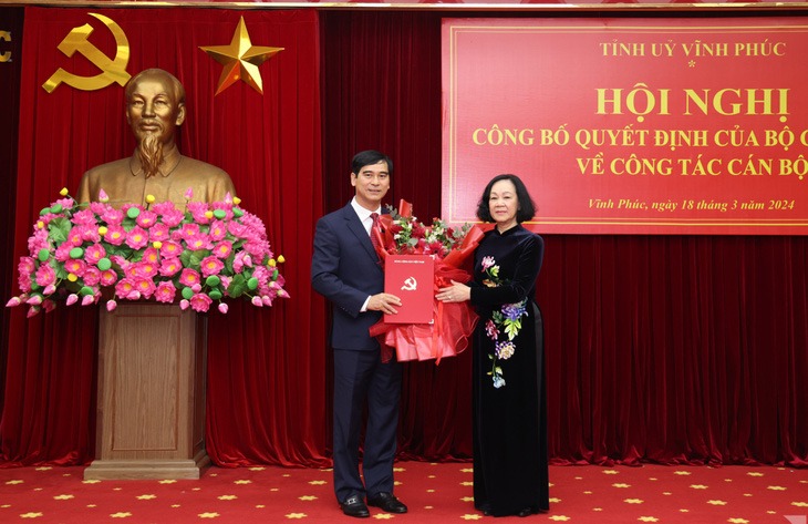 tan bi thu tinh uy vinh phuc la ai tan bi thu tinh uy vinh phuc la ai