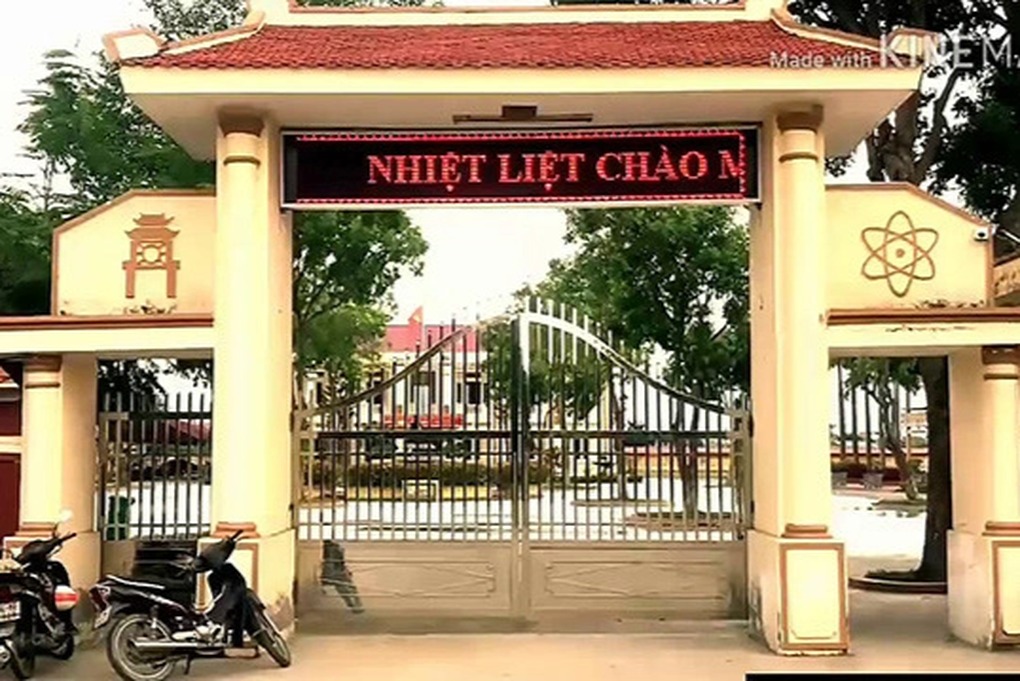 bi to thu 400 000 dong ho tro ky thi tot nghiep mot truong thpt o hai duong bi yeu cau tra lai