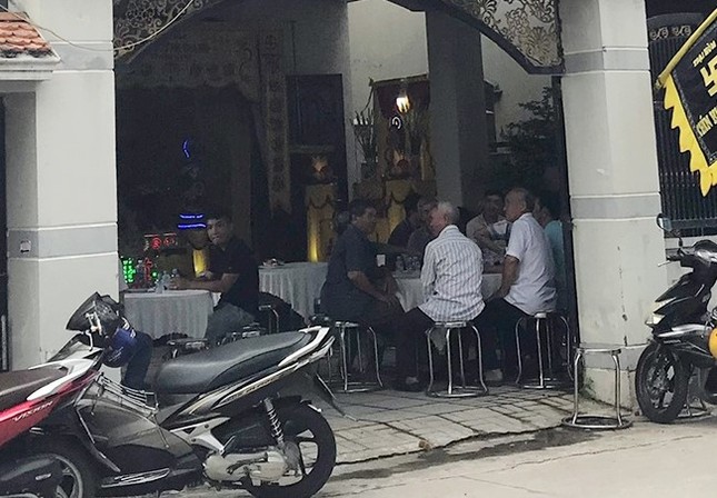 nghi an cha de bi con trai ngao da sat hai nghi an cha de bi con trai ngao da sat hai