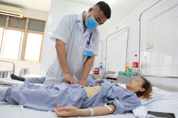 can benh khien co gai 27 tuoi sut can nhanh tu 55kg con 40kg1