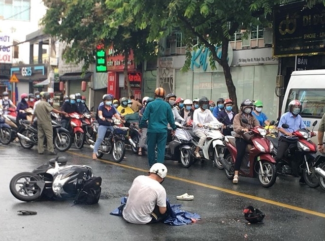 tin tuc tai nan giao thong ngay 18 5 2021 cha vat va om thi the con gai sau va cham tin tuc tai nan giao thong ngay 18 5 2021 cha vat va om thi the con gai sau va cham
