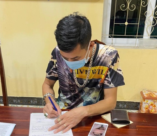 tai xe o to tai quyet khong nhuong duong cho xe cuu thuong linh cai ket dang tai xe o to tai quyet khong nhuong duong cho xe cuu thuong linh cai ket dang