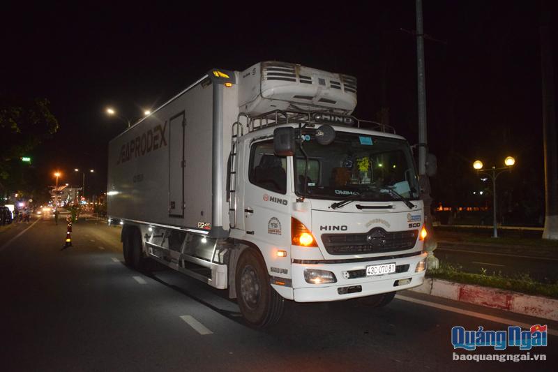 tin tuc tai nan giao thong ngay 21 5 2021 xe may kep 3 tong duoi oto dau keo 1 nguoi chet
