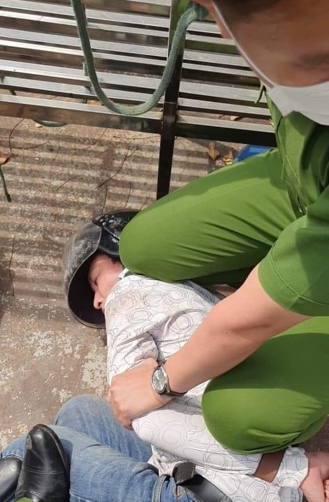 tai xe xe sh cam gach tan cong csgt o ha noi bi tam giu tai xe xe sh cam gach tan cong csgt o ha noi bi tam giu