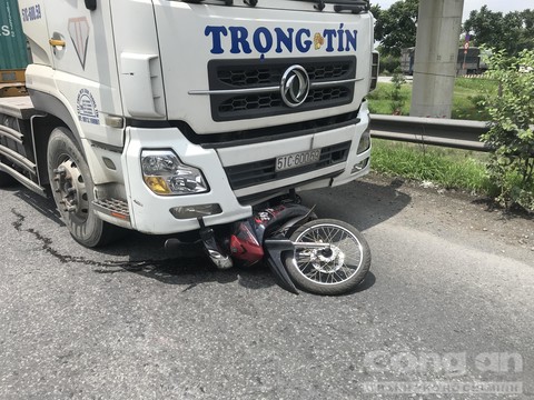 tin tuc tai nan giao thong ngay 2 6 2021 2 xe may nat bet sau cu dau dau 1 nguoi chet 2 tin tuc tai nan giao thong ngay 2 6 2021 2 xe may nat bet sau cu dau dau 1 nguoi chet 2