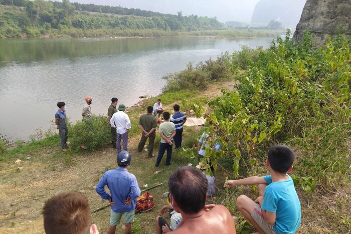 vu thi the nguoi dan ong duoi chan cau treo o hoa binh he lo nguyen nhan vu thi the nguoi dan ong duoi chan cau treo o hoa binh he lo nguyen nhan