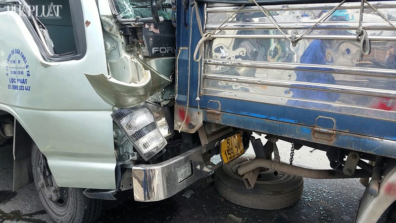 tin tuc tai nan giao thong ngay 11 6 2021 container lat ngang sau va cham 2 nguoi chet 2 tin tuc tai nan giao thong ngay 11 6 2021 container lat ngang sau va cham 2 nguoi chet 2