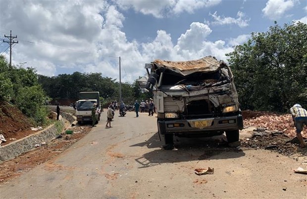 tin tuc tai nan giao thong ngay 30 6 2021 xe cho gach roi xuong muong 2 nguoi chet tin tuc tai nan giao thong ngay 30 6 2021 xe cho gach roi xuong muong 2 nguoi chet