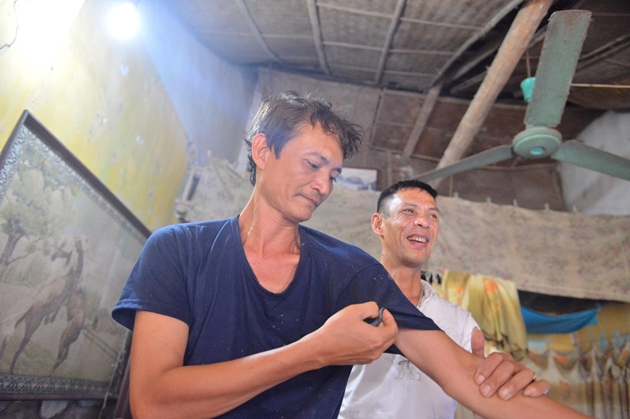 nguoi hung di xe dap hung do be gai roi tu tang 2 o nam dinh la ai nguoi hung di xe dap hung do be gai roi tu tang 2 o nam dinh la ai