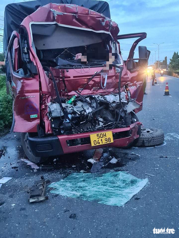tin tuc tai nan giao thong ngay 9 7 2021 xe may dau dau kinh hoang trong dem mua 1 nguoi chet 2