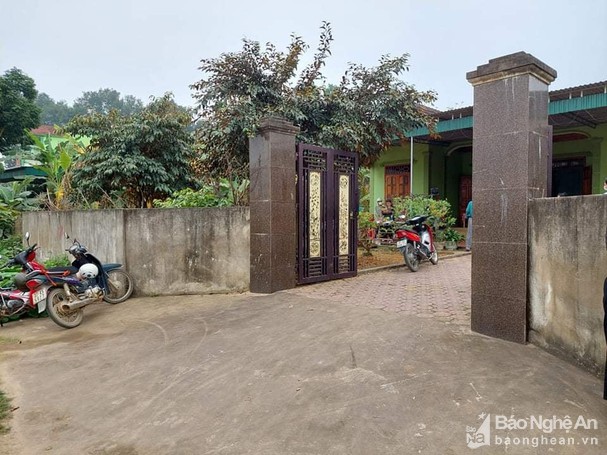 vua vao phong me kinh hai phat hien con trai tu vong tren giuong vua vao phong me kinh hai phat hien con trai tu vong tren giuong