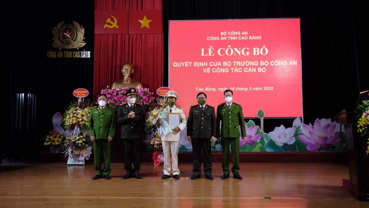 chan dung tan pho giam doc cong an tinh cao bang vua duoc bo nhiem chan dung tan pho giam doc cong an tinh cao bang vua duoc bo nhiem