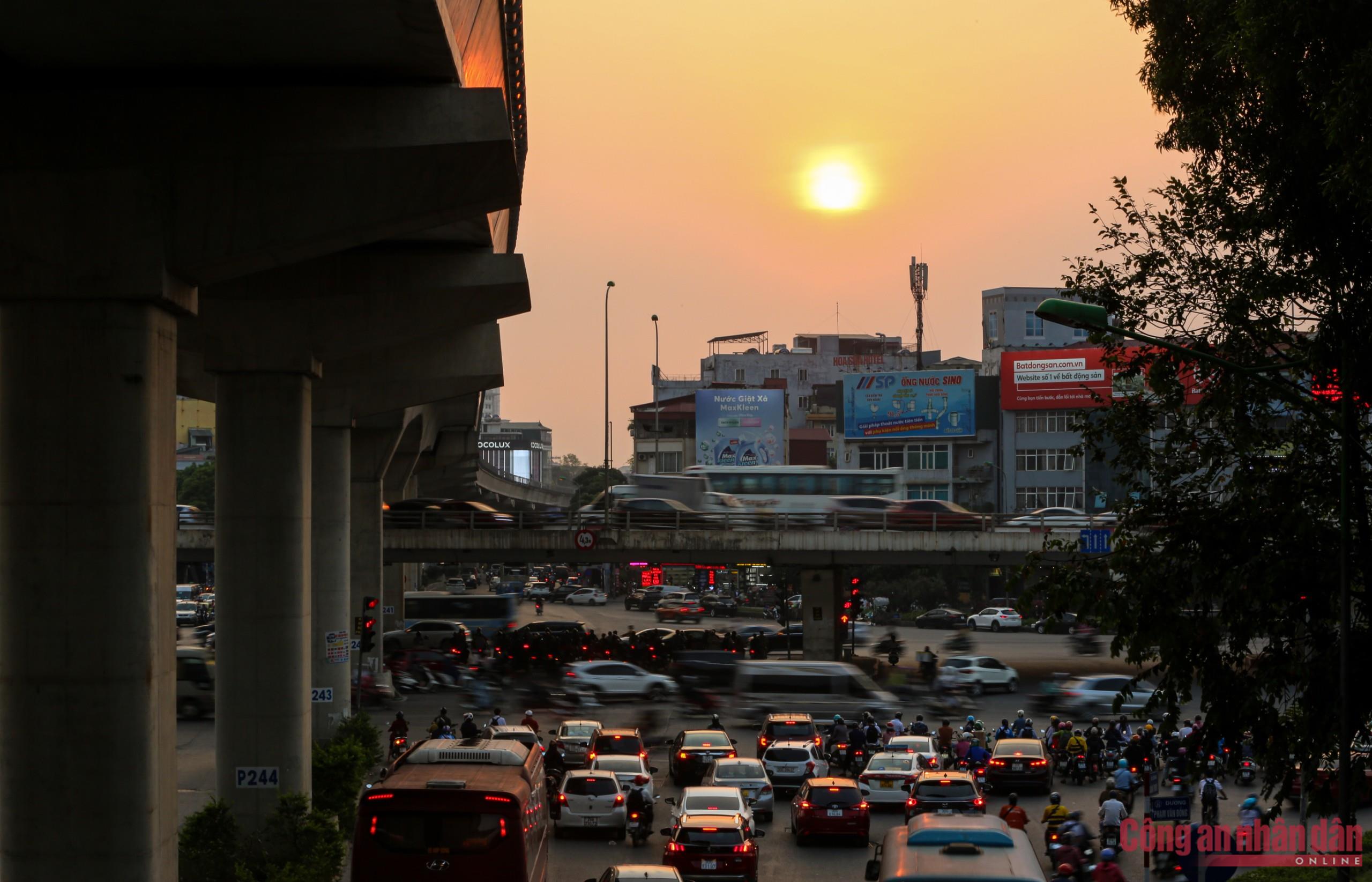 nguoi dan nuom nuop ve que nghi le gio to hung vuong cua ngo ha noi un tac keo dai 5