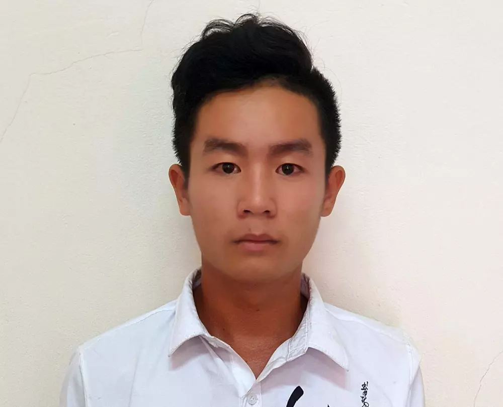 tin tuc phap luat ngay 23 4 yeu rau xanh xam hai be gai 15 tuoi sau khi mang tra sua 1