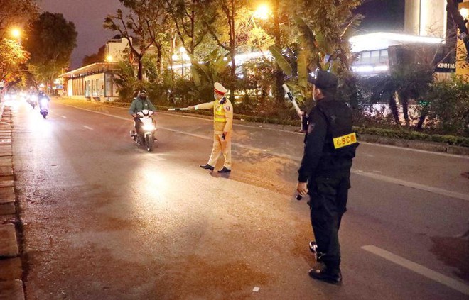 tin tuc phap luat ngay 8 5 no lon trong phong tro nguoi dan ong nam bat tinh tren vung mau 2