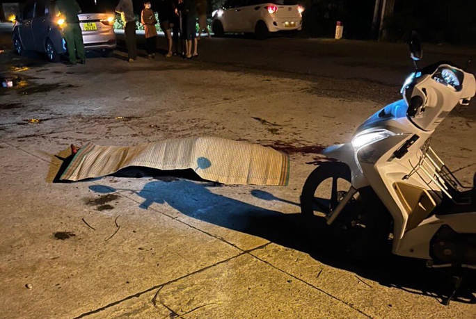 vu giet nguoi trong dem o kon tum doi nam nu bi cong an truy tim co dac diem nhan dang the nao vu giet nguoi trong dem o kon tum doi nam nu bi cong an truy tim co dac diem nhan dang the nao