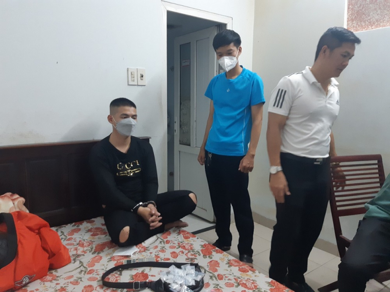 tin tuc phap luat ngay 18 5 co giao trum nylon vao dau be trai tuong trinh gi 