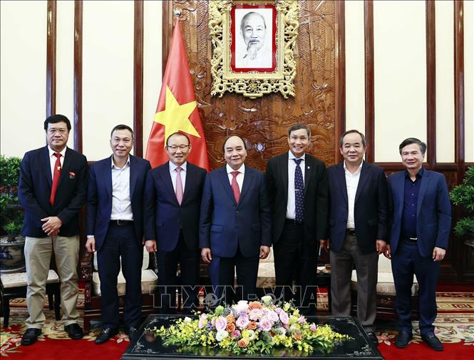 chu tich nuoc tiep hlv park hang seo va mai duc chung 0