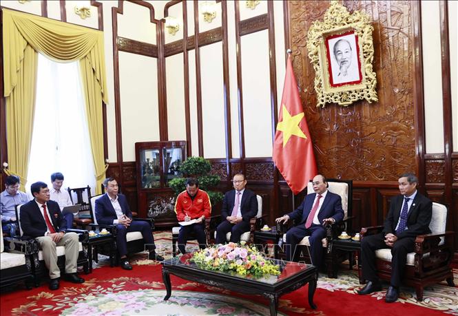 chu tich nuoc tiep hlv park hang seo va mai duc chung 2
