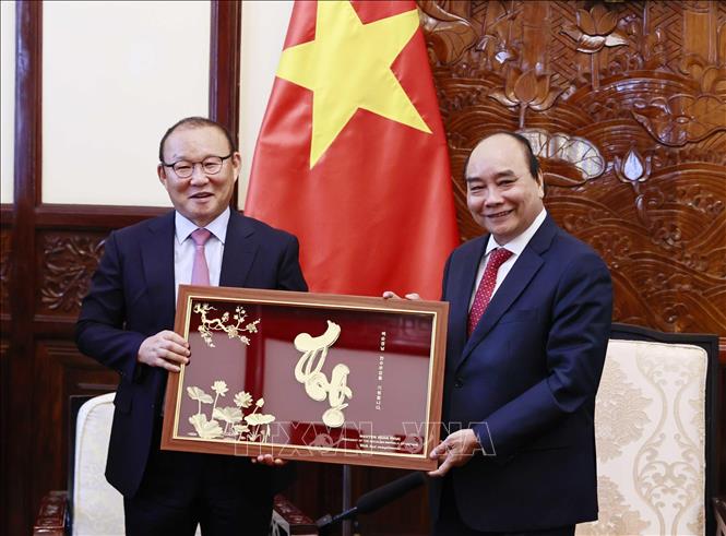 chu tich nuoc tiep hlv park hang seo va mai duc chung 5