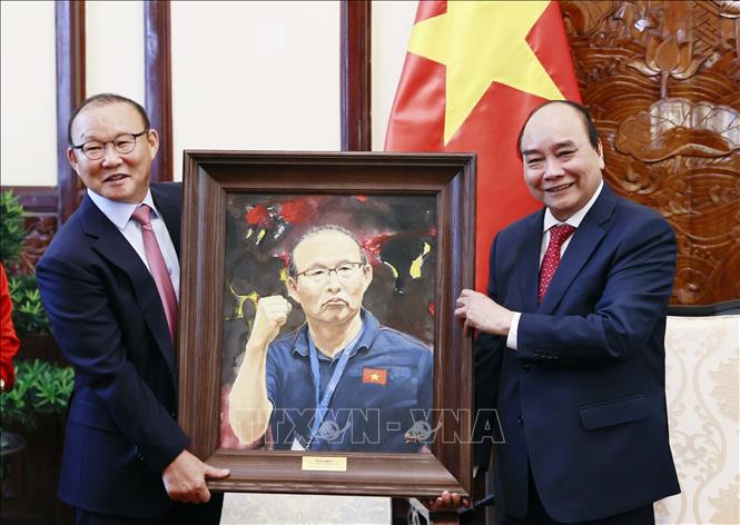 chu tich nuoc tiep hlv park hang seo va mai duc chung 7