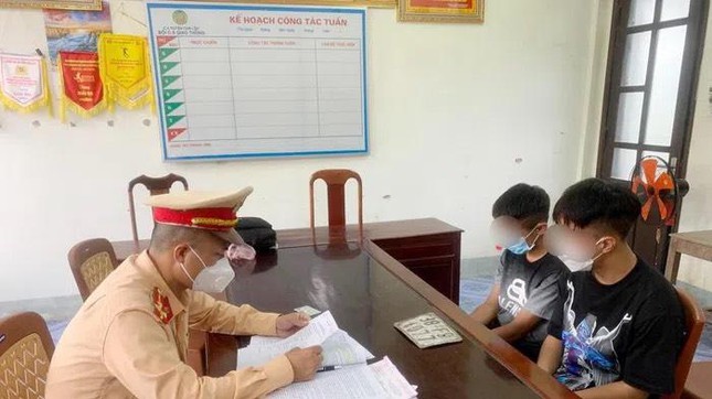 tin tuc phap luat ngay 30 5 3 nguoi trong gia dinh nghi bi sat hai trong dem 2 tin tuc phap luat ngay 30 5 3 nguoi trong gia dinh nghi bi sat hai trong dem 2