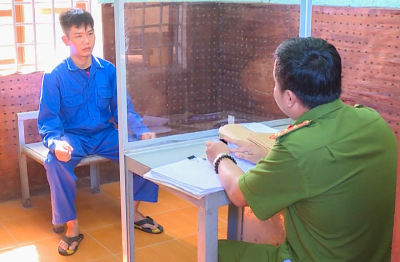 tin tuc phap luat moi nhat ngay 23 6 bat yeu rau xanh hiep dam be gai 13 tuoi o vuon chuoi 2