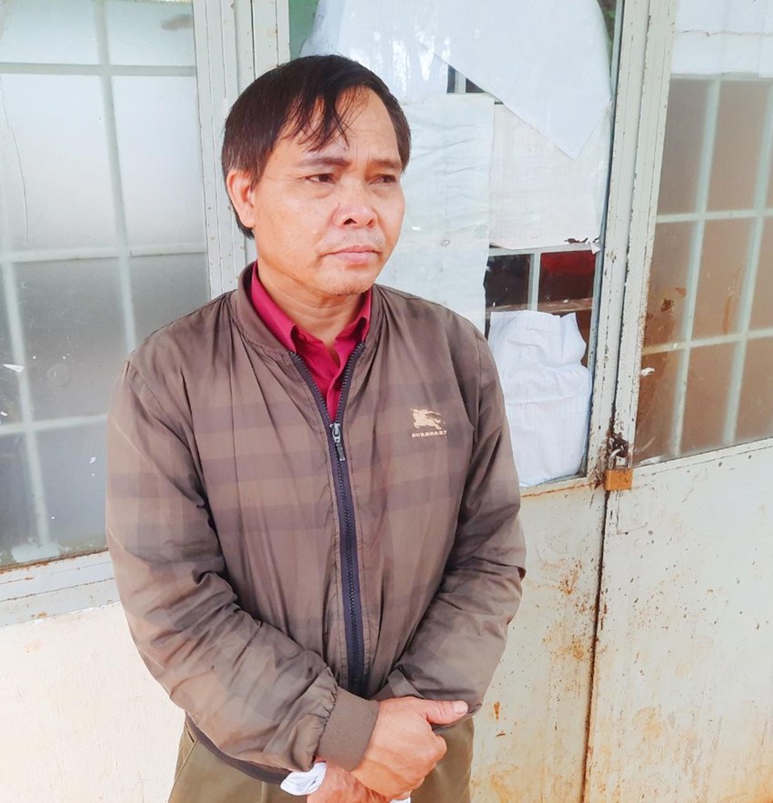 si tu dac biet sap len chuc ong ngoai nong dan gan 50 tuoi van du thi tot nghiep thpt