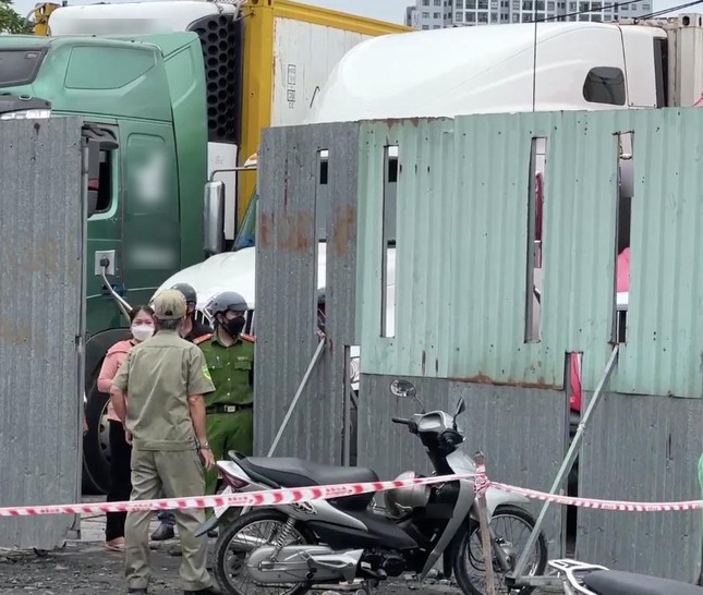 tin tuc phap luat moi nhat ngay 12 7 bi lot sach tien sau khi dua ban gai quen o quan ruou ve nha 2