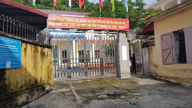 lam thu hieu truong truong cap 2 o hai phong bi phe binh