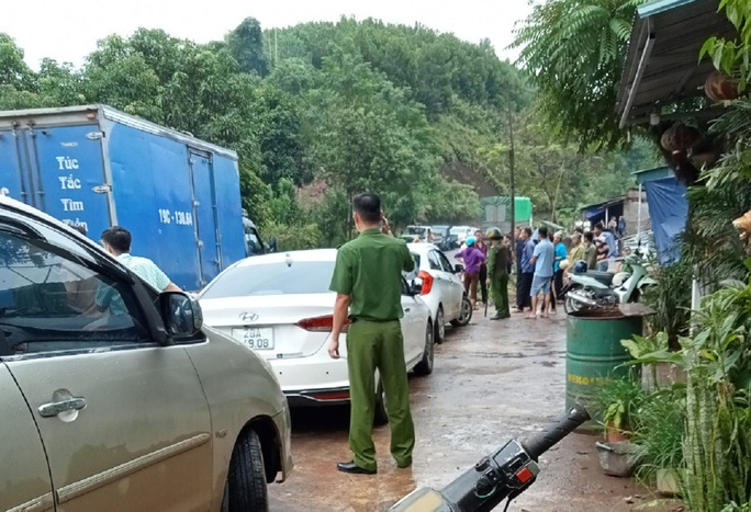 vu con re chem ca nha bo me vo va con trai ruot o hoa binh thong tin moi nhat vu con re chem ca nha bo me vo va con trai ruot o hoa binh thong tin moi nhat