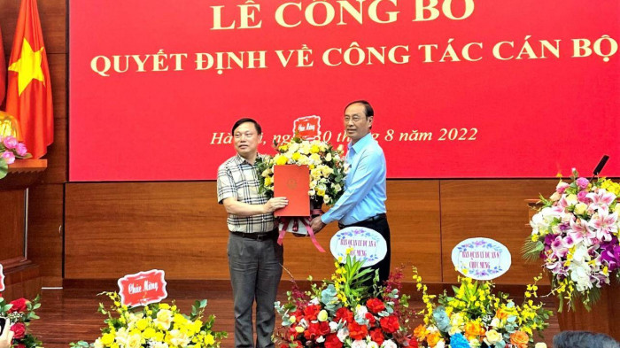 chan dung tan quyen tong cuc truong tong cuc duong bo viet nam chan dung tan quyen tong cuc truong tong cuc duong bo viet nam