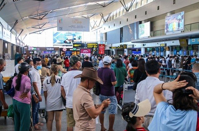 bien nguoi do ve san bay noi bai tan son nhat dip nghi le 2 9 3 bien nguoi do ve san bay noi bai tan son nhat dip nghi le 2 9 3