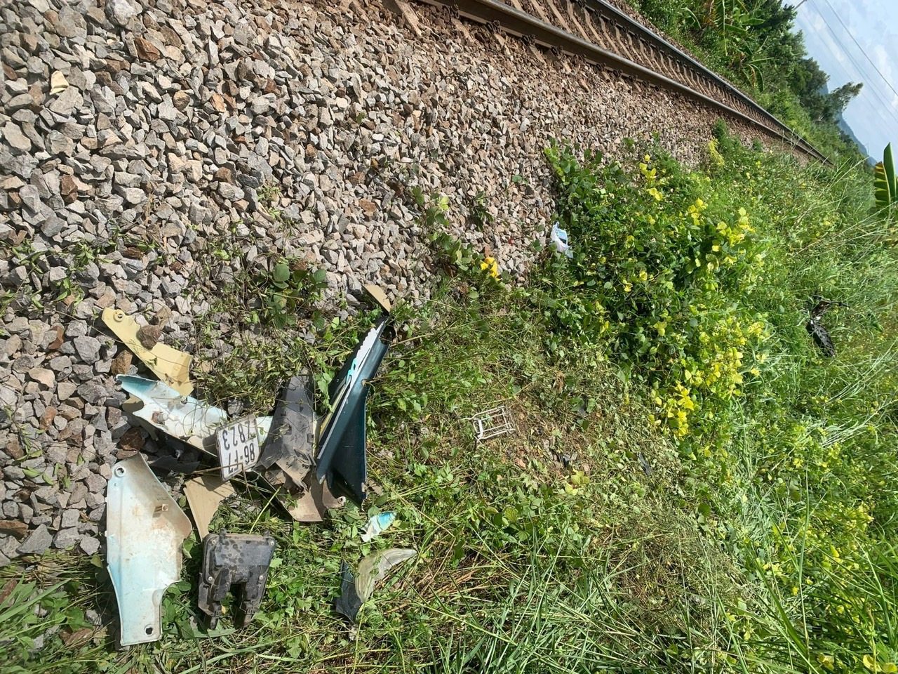 tai nan nghiem trong nguoi dan ong bi tau hoa tong tu vong xe may vang xa tai nan nghiem trong nguoi dan ong bi tau hoa tong tu vong xe may vang xa