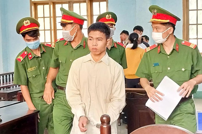 gio tro doi bai voi nguoi phu nu dang tuoi ca phe roi phi tang xac xuong gieng gio tro doi bai voi nguoi phu nu dang tuoi ca phe roi phi tang xac xuong gieng