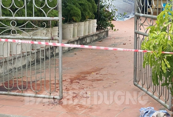 vu 2 vo chong o hai duong bi trom chem guc trong phong chua ruou nghi pham khai gi vu 2 vo chong o hai duong bi trom chem guc trong phong chua ruou nghi pham khai gi