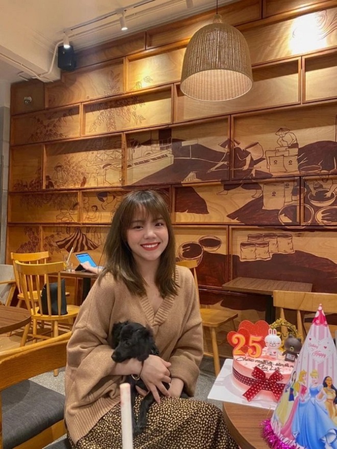 chan dung chu nhan giong noi bo y te de nghi nguoi dan deo khau trang 01 chan dung chu nhan giong noi bo y te de nghi nguoi dan deo khau trang 01